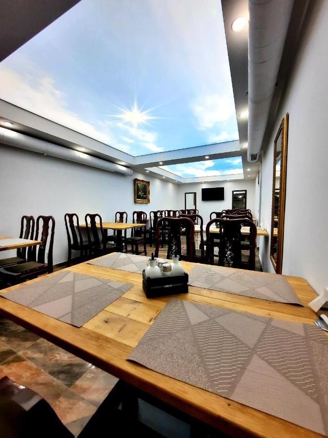 Hotel Splendid Pleven Luaran gambar