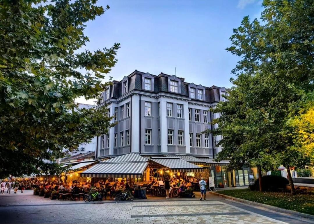 Hotel Splendid Pleven Luaran gambar